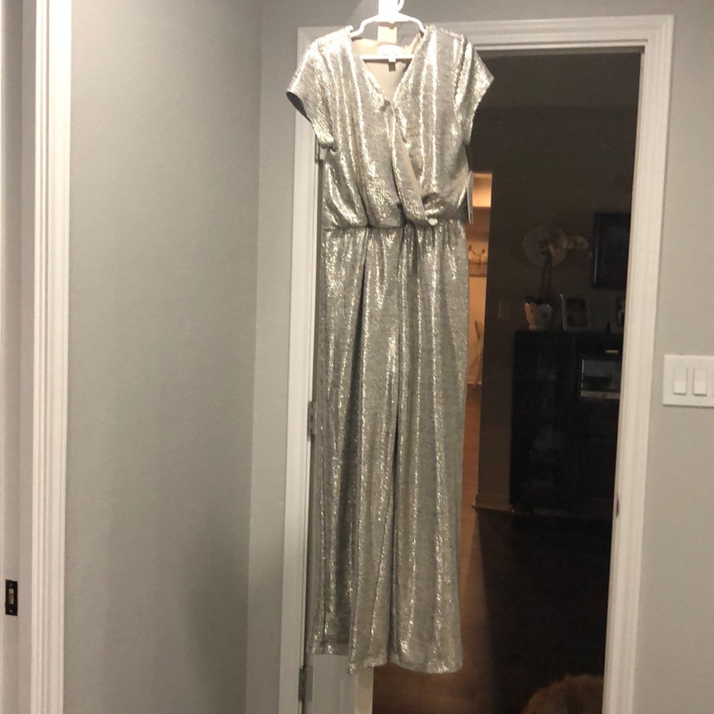 Girls Metallic Silver GB Dillard’s Jumpsuit Med